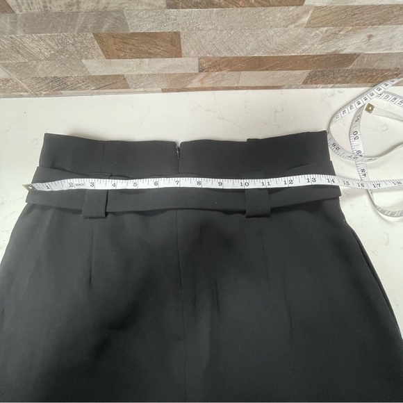 EXPRESS tulip style mini skirt w belt black Sz 8 - Picture 10 of 15